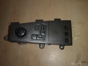 BMW 6918382 7 (E65, E66, E67) 2002 Memory switch for seat adjustment