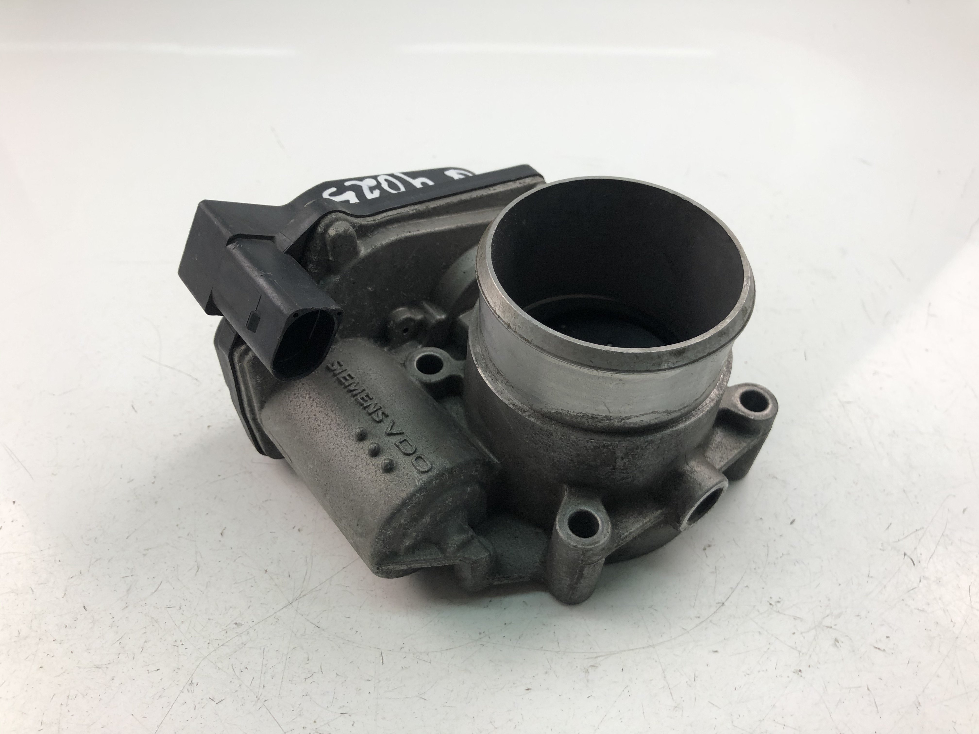 AUDI A6 C6/4F (2004-2011) Дросельна заслонка 06F133062E 23456359