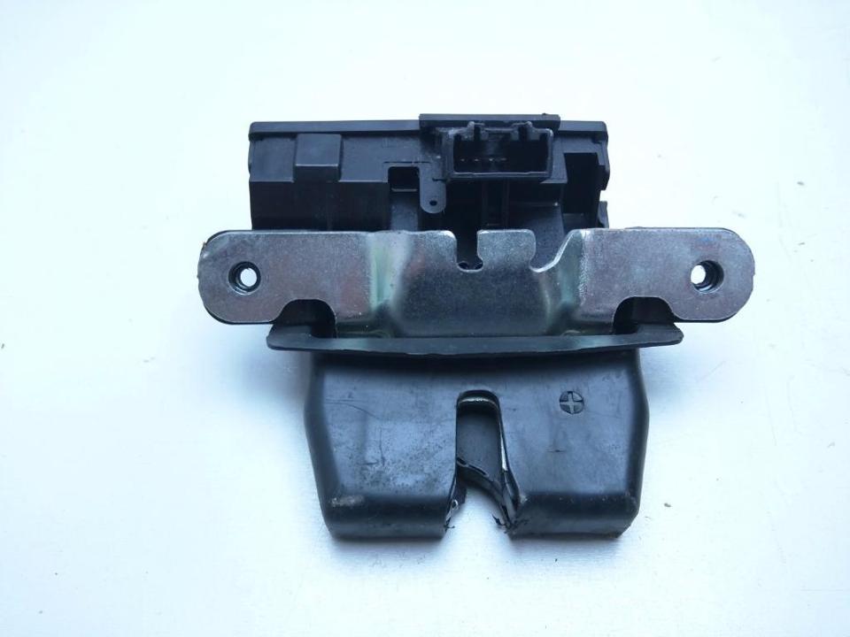 FORD Fiesta 6 generation (2008-2020) Замок багажника 8A61A442A66BE 23163001