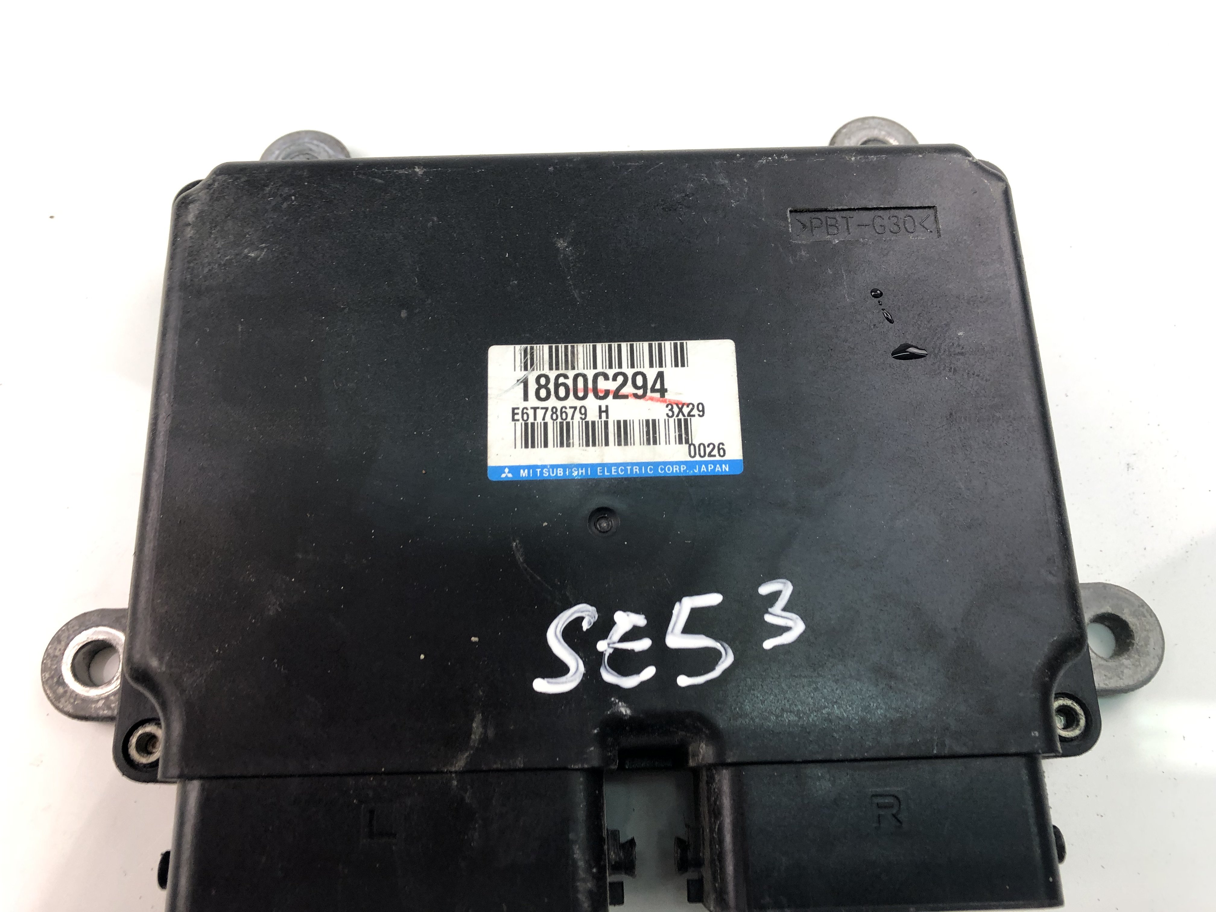 MITSUBISHI ASX 1 generation (2010-2020) Блок керування двигуном ECU 1860C294 23471412