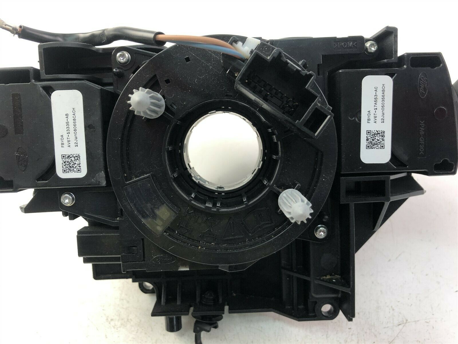 FORD Focus 3 generation (2011-2020) Кнопки/перемикачі на кермі BV6T13N064AG 23446396