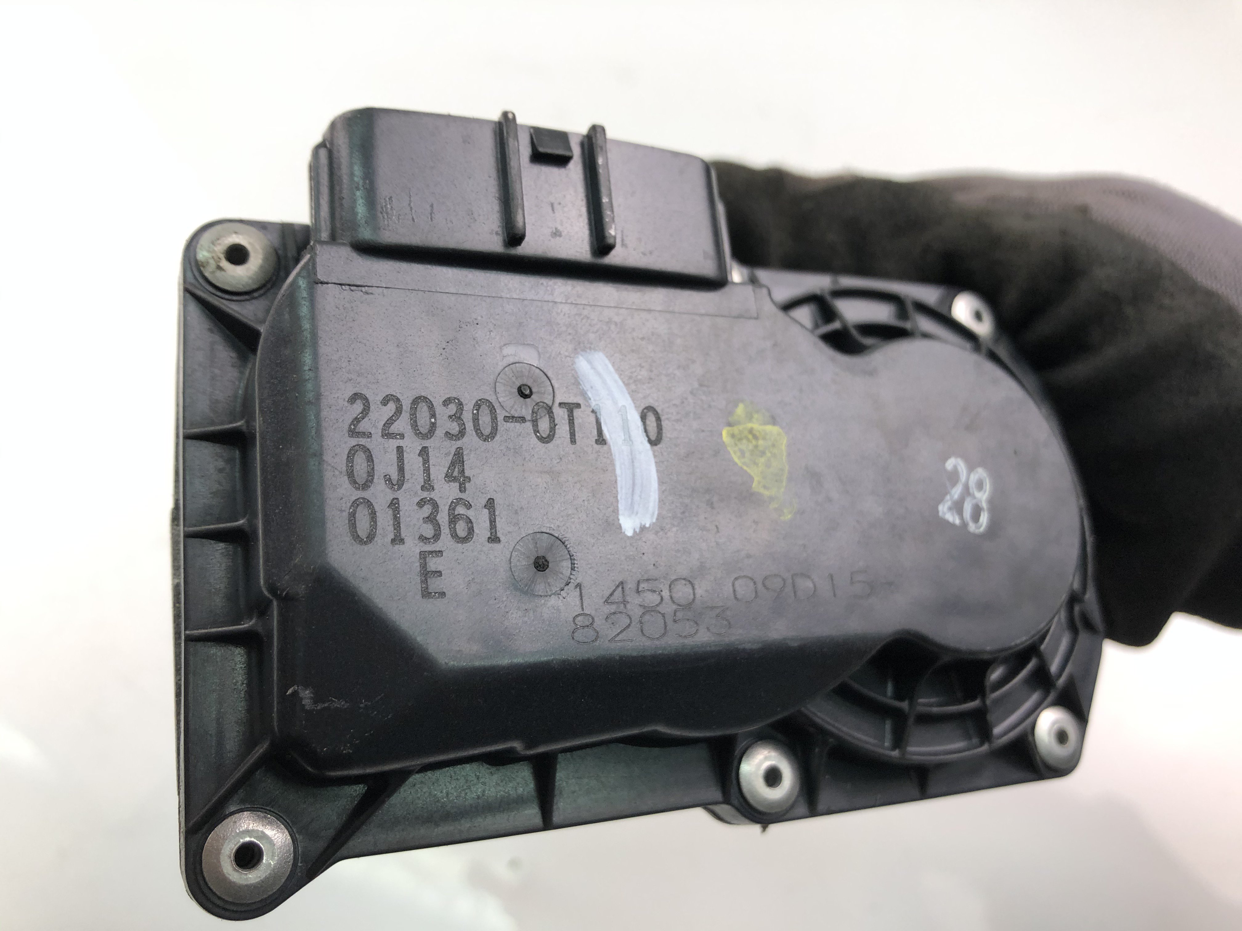 TOYOTA Auris 2 generation (2012-2015) Дросельна заслонка 220300T110 23453047