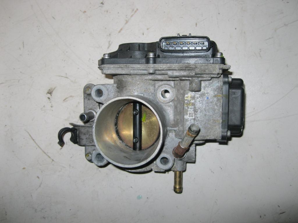 HONDA Civic 8 generation (2005-2012) Дросельна заслонка GMA8A80131 23192376