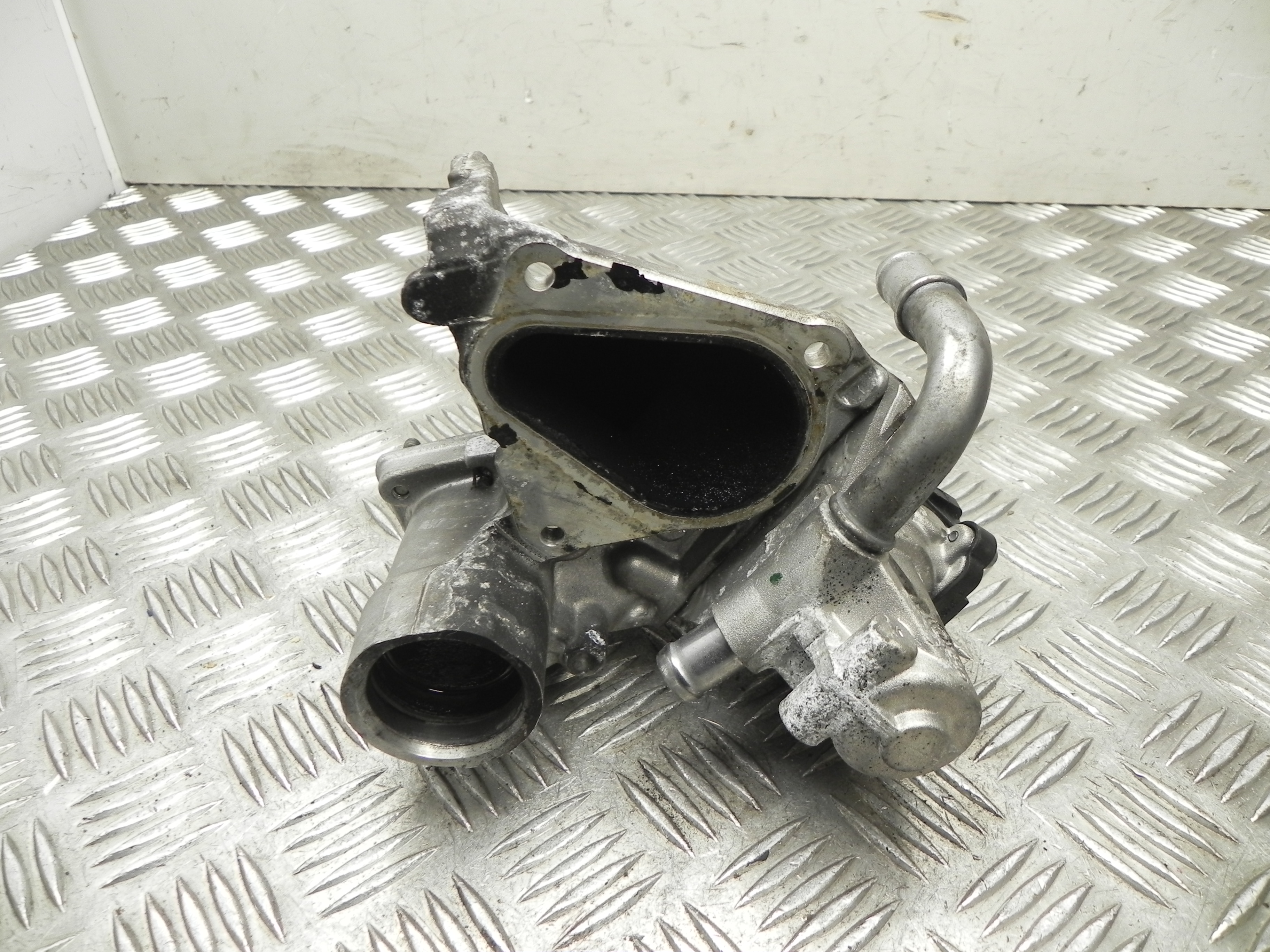 RENAULT Laguna 3 generation (2007-2015) Клапан EGR 700368160 23460686