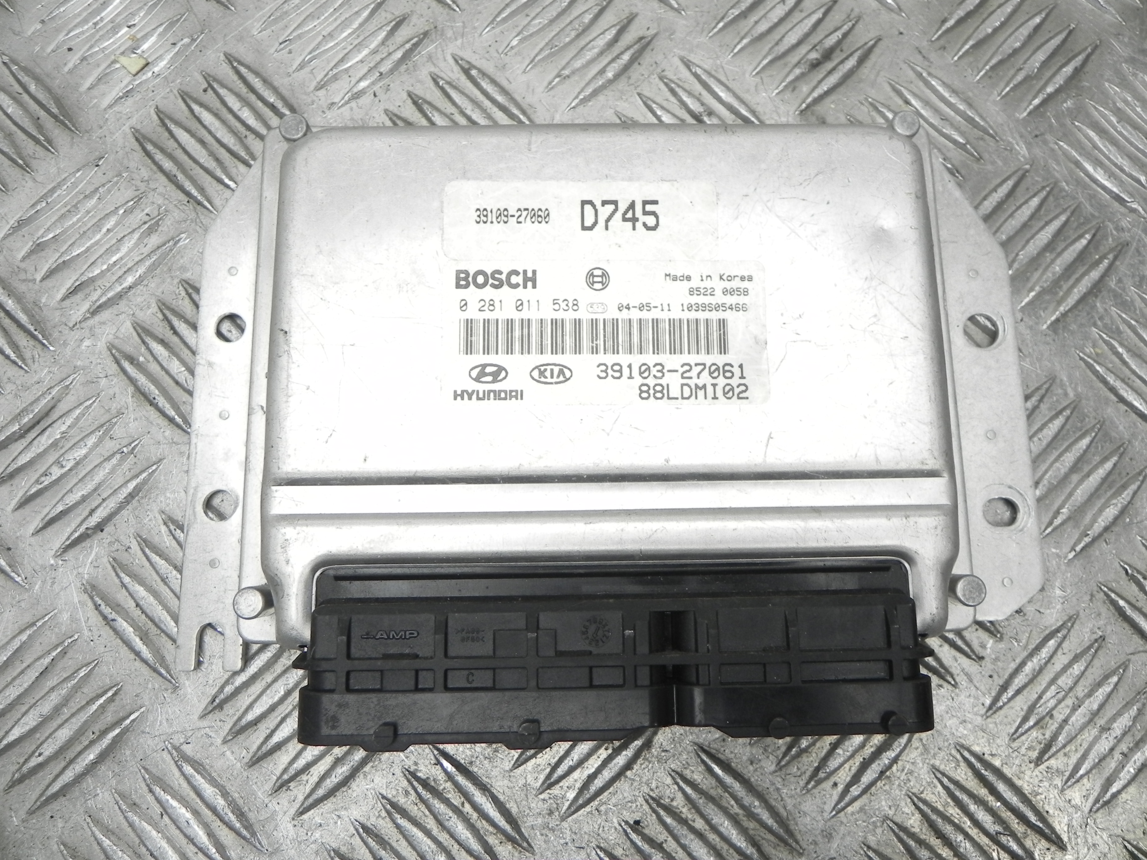 KIA Cerato Блок керування двигуном ECU 3910327061 25933080