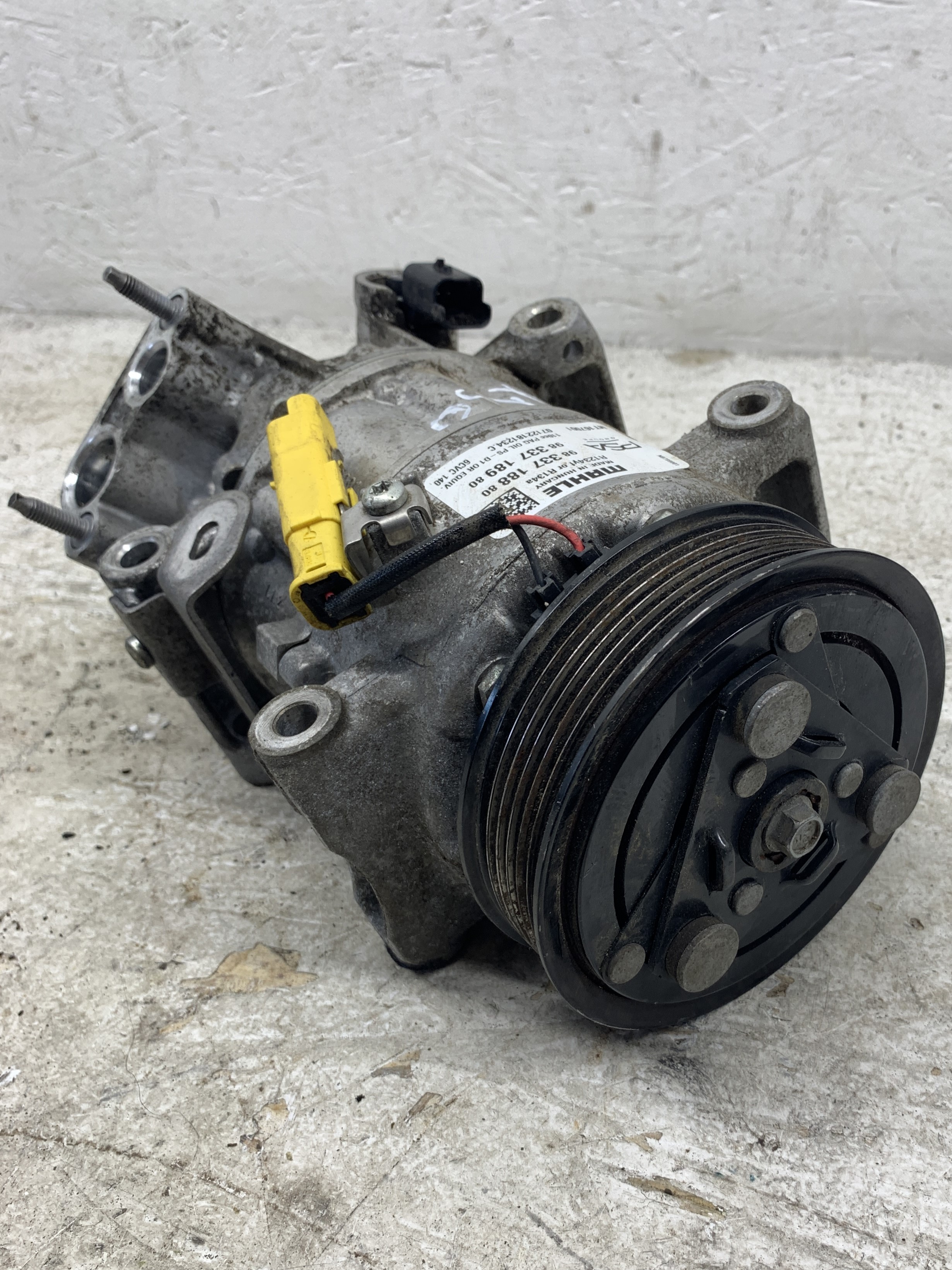 OPEL Astra L (2021-2023) Помпа кондиціонера 9833718880,9833718980 25903485