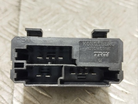 Tesla AG126954A MODEL S 2013 Heated seat control module