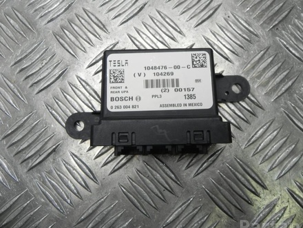 Tesla 1048476-00-C / 104847600C MODEL S 2015 Unidad de control del sistema de estacionamiento