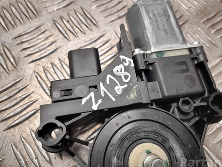 Tesla G57799-100, 0130823328 / G57799100, 0130823328 Model Y 2021 Motor para subida de ventanas Right Rear