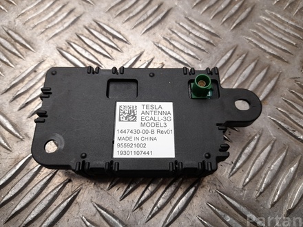 Tesla 1447430-00-B / 144743000B MODEL 3 2020 Antennenverstärker