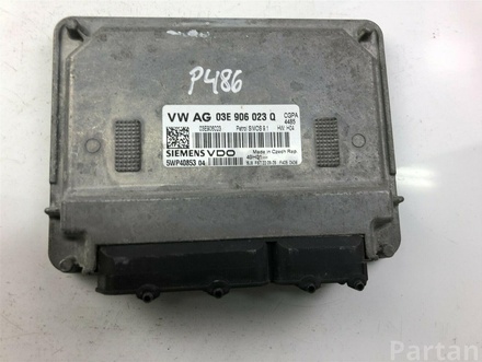 Škoda 03E906023Q FABIA II (542) 2007 Control unit for engine