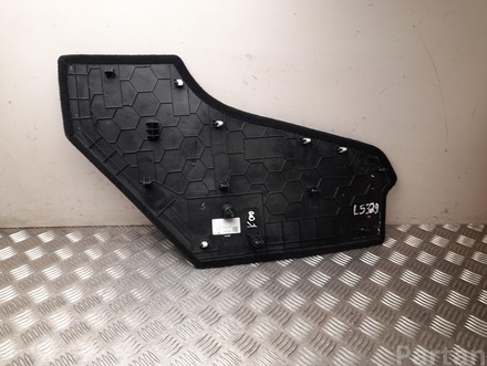 Tesla 1559872-00-A / 155987200A Model Y 2023 Blende Mittelkonsole hinten