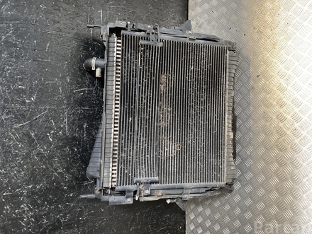 Land Rover 7H329N103AC, AH328T000CJ, AH3219C600CA, AH328005BA, AH329L440AB DISCOVERY IV (L319) 2011 Radiator