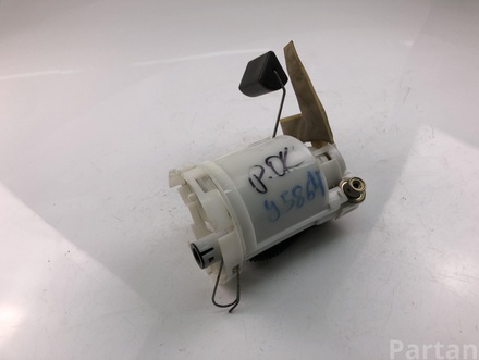 Toyota 11111 COROLLA Verso (_E12_) 2002 Fuel Pump