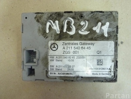 Mercedes-Benz A 211 540 84 45 / A2115408445 E-CLASS (W211) 2006 Diagnose-Interface für Datenbus Gateway