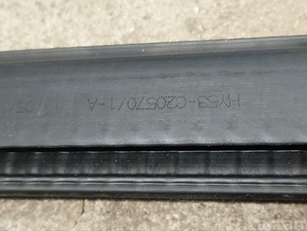 Aston Martin HY53-C20570-A, HY53C20570A / HY53C20570A, HY53C20570A DB11 (AM5) 2019 Door Seal Right Front