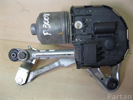 Peugeot 96 710 621 80 / 9671062180 3008 2011 Wiper Motor Front left side