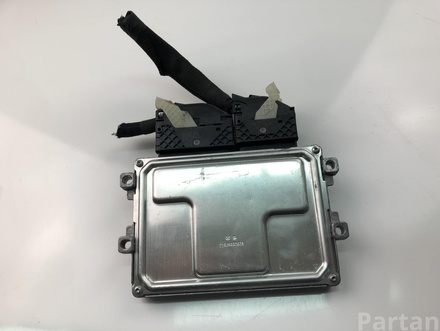 Peugeot 9832694580; 9841150580 / 9832694580, 9841150580 208 2020 Control unit for engine