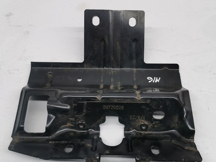 Opel 9838132280 Astra L Hatchback 2023 Halter für Schloßträger