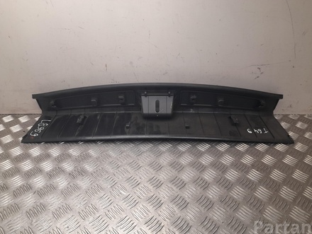 Tesla 1010824-00-C / 101082400C MODEL S 2015 Panelė bagažinės spynos kilpos