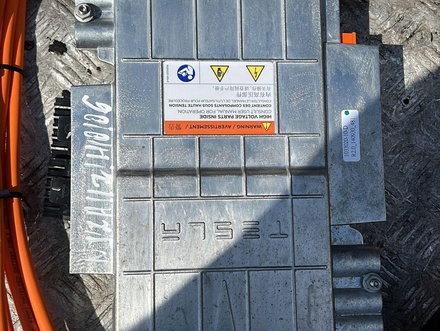 Tesla 1033020-10-D, 1021154-00-J / 103302010D, 102115400J MODEL S 2015 Įkrovimo kabelis