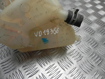 Ford 8V21-8K219B / 8V218K219B FIESTA VI 2010 Coolant Expansion Tank