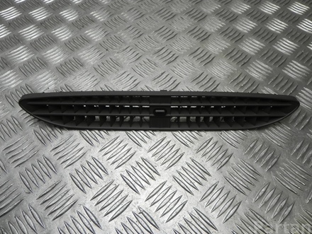 Audi 4B0 819 635 / 4B0819635 A6 Avant (4B5, C5) 2000 Grill