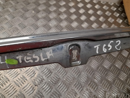 Tesla 1017414-00-D / 101741400D MODEL S 2016 Grill