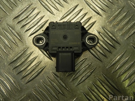 Tesla 6006369-00-A / 600636900A MODEL S 2015 Sensor, Längs-/Querbeschleunigung